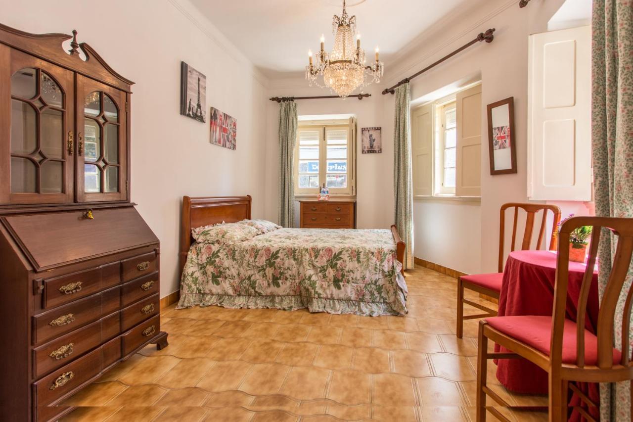 Family Home- Lisboa Вила Франка ди Шира Екстериор снимка